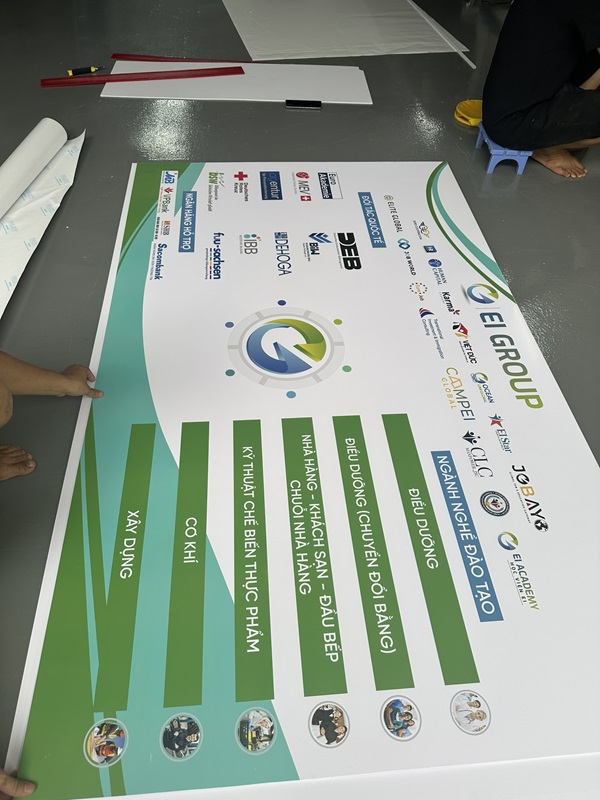 in uv chất lượng