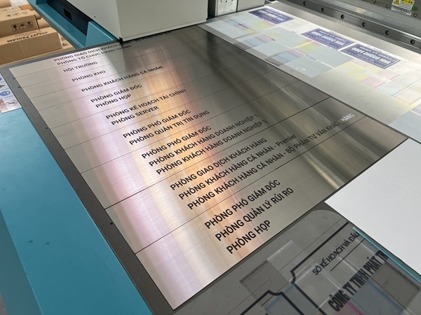 in uv inox