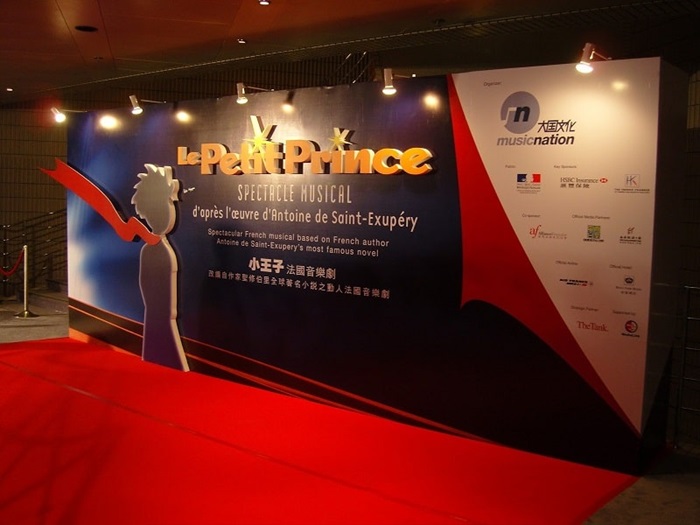 thi công backdrop sự kiện