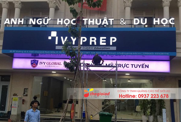 bảng hiệu anh ngữ