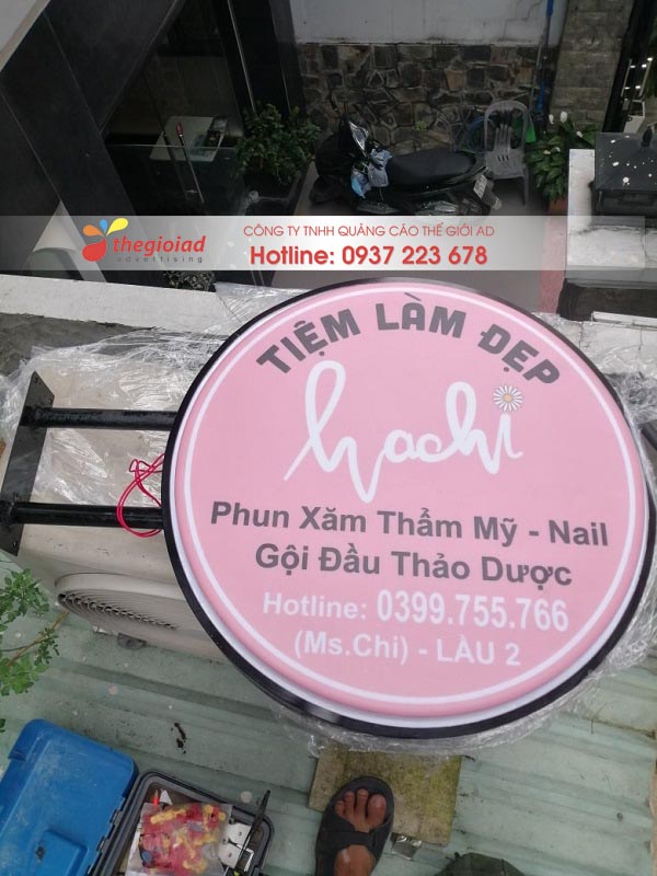 biển quảng cáo hộp đèn