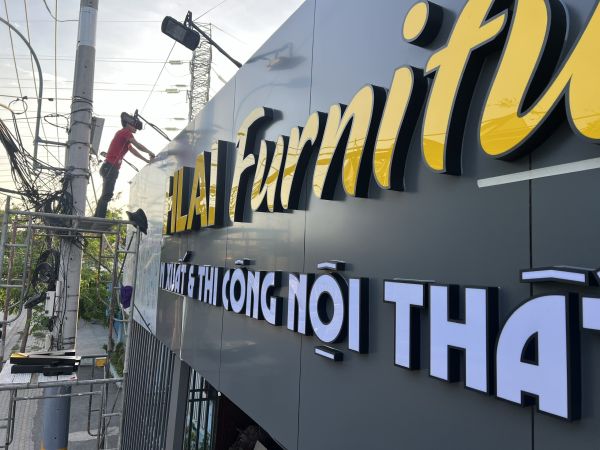 bảng hiệu alu mica