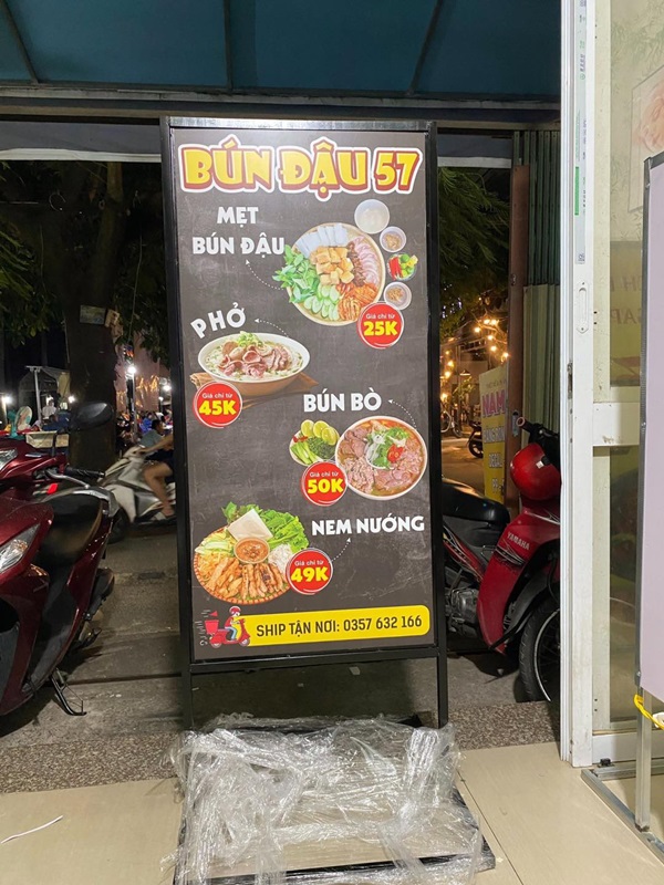 làm standee bình chánh