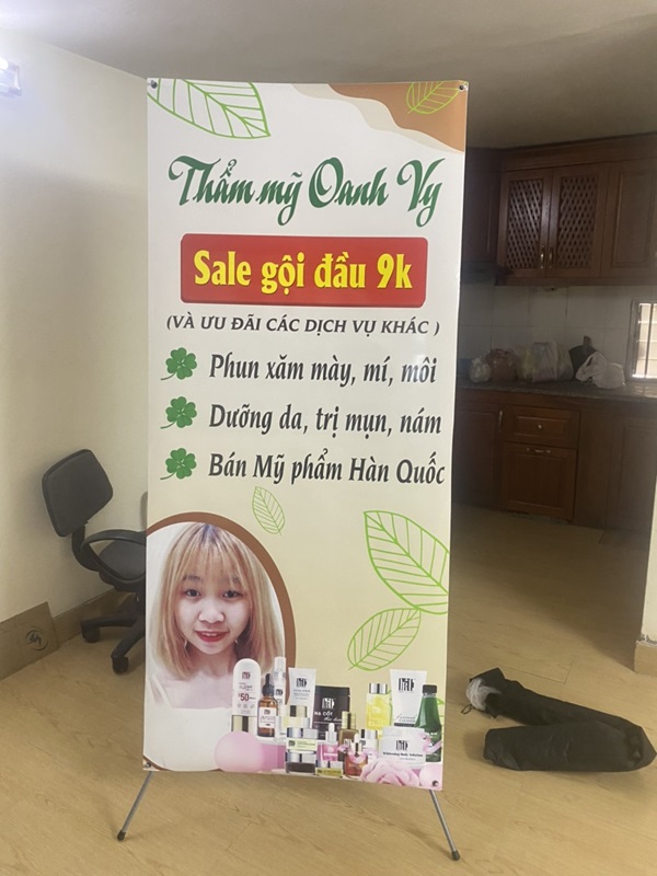 in standee quận bình tân