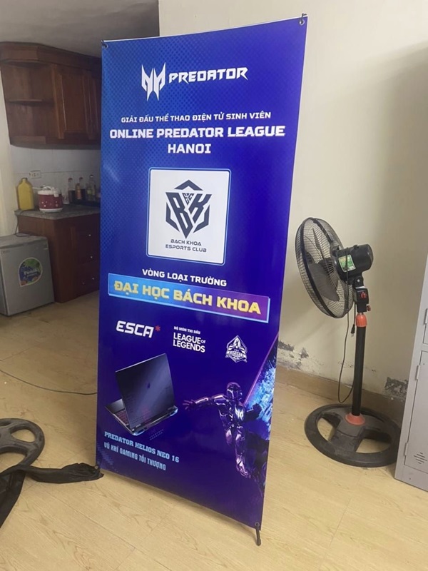làm standee tphcm